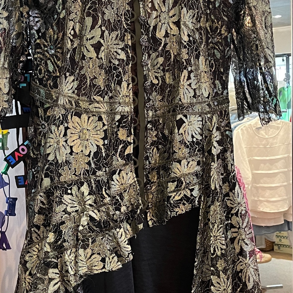 Lacy Byron Lars  Asymmetrical  Tunic with Rose Buttons
